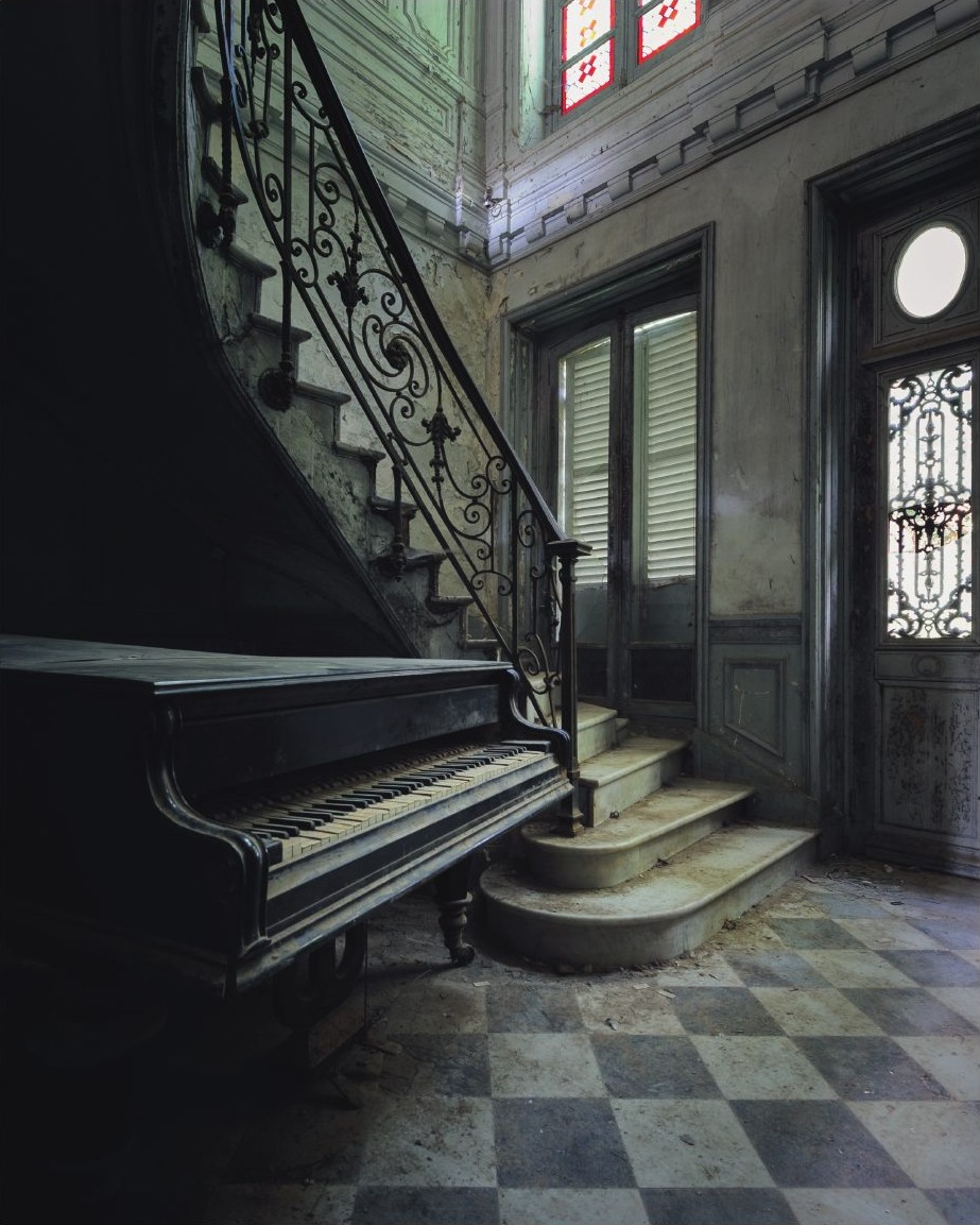 Echoes, opera fotografica dal libro Tempus Fugit